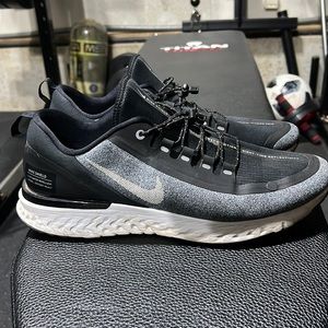 Nike Shield Odyssey React